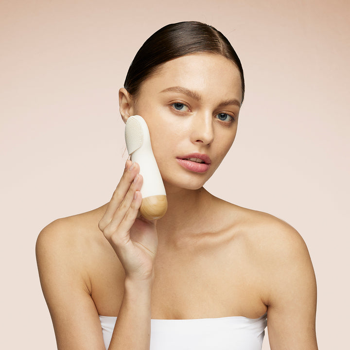 Vibrating Facial Brush