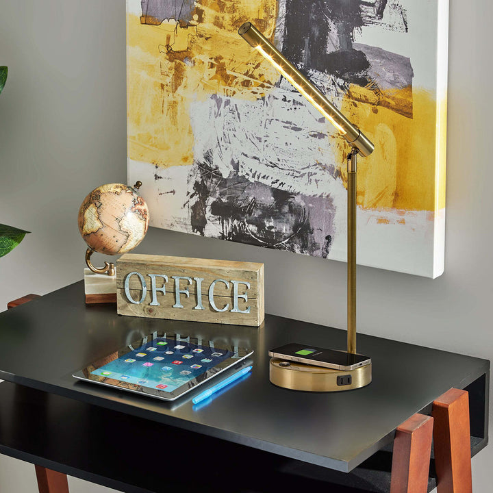 Modern Charging Desk Lamp